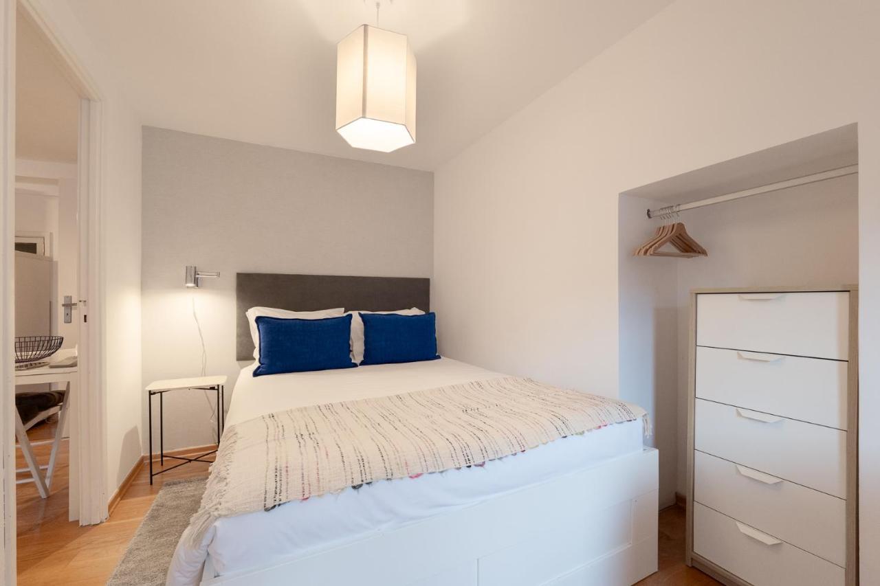 Contemporary Apartment In Chiado 3 Lisbon Exterior photo