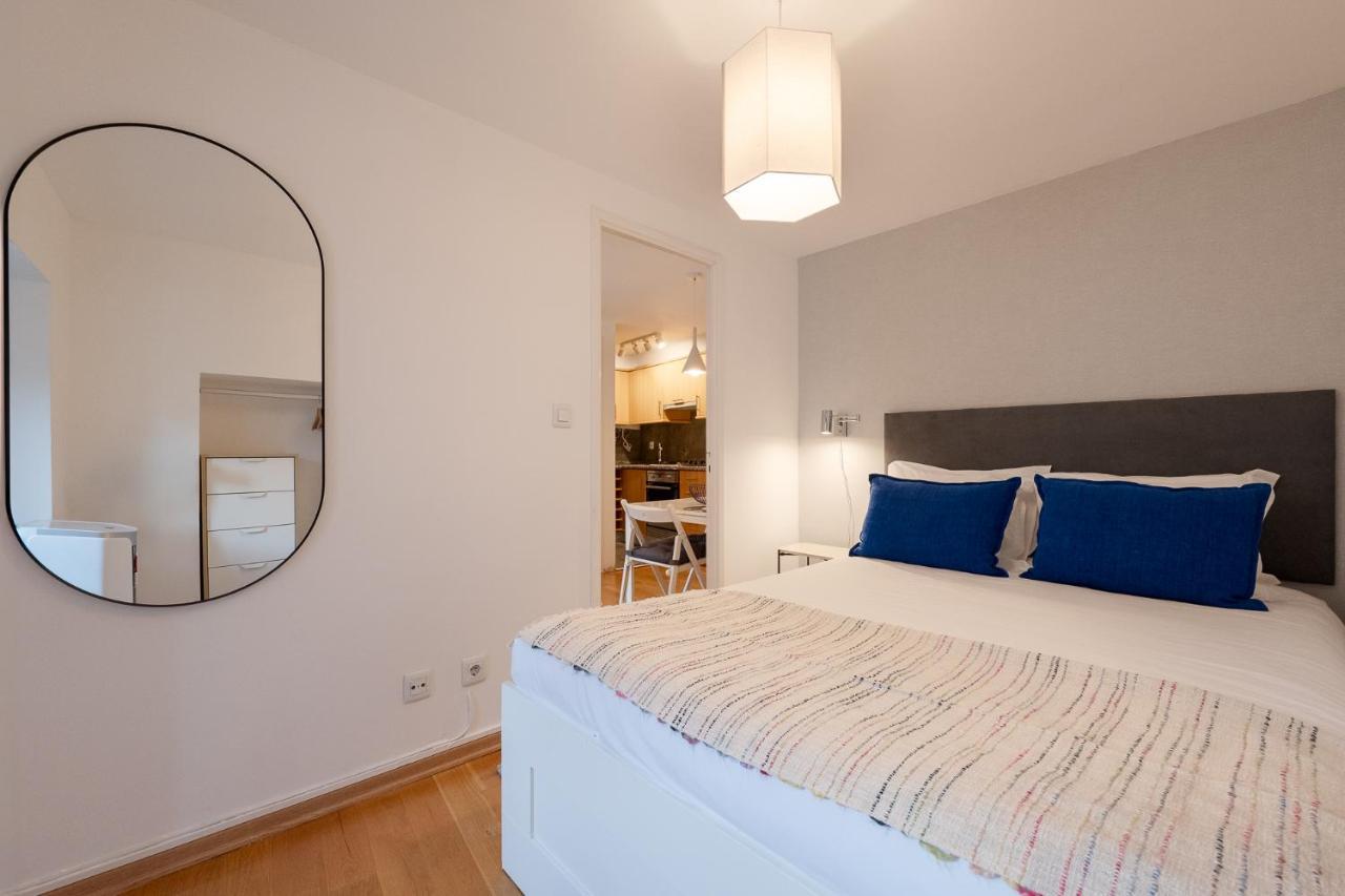 Contemporary Apartment In Chiado 3 Lisbon Exterior photo